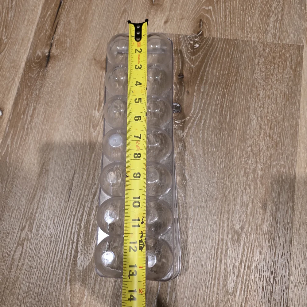 Clear Plastic Egg Holder